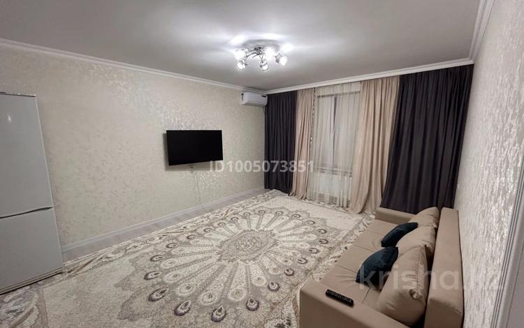 2-комнатная квартира · 66 м² · 17/18 этаж, Брусиловского 167 за 350 000 ₸ в Алматы, Алмалинский р-н — фото 2