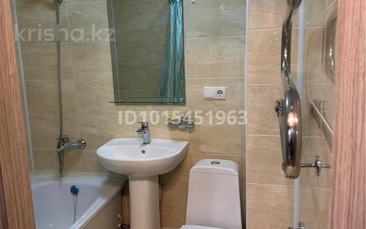 1-комнатная квартира · 35 м², Шокана увалиханова 137а за 300 000 ₸ в Алматы, Медеуский р-н — фото 2
