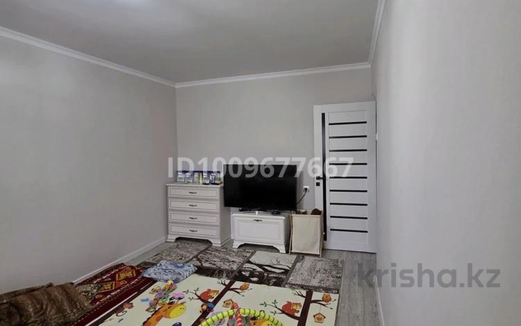 2-бөлмелі пәтер · 48 м² · 2/5 қабат, 5 мкрн 42 — При въезде в город Конаев, бағасы: 21.5 млн ₸ — фото 10