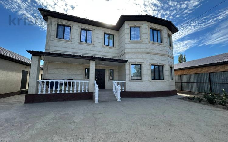 Отдельный дом · 6 комнат · 345 м² · 9 сот., мкр Ак Шагала, Карелин за ~ 250 млн ₸ в Атырау — фото 16