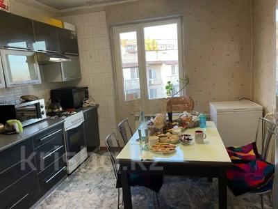 Продажа квартир в Алматы: 2-комнатная квартира · 53 м² · 5/5 этаж, мкр Аксай-3Б за 29 млн 〒 2-комнатная квартира · 53 м² · 5/5 этаж, мкр Аксай-3Б за 29 млн 〒 в Алматы, Ауэзовский р-н