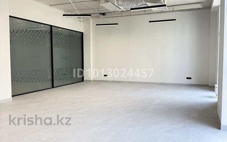 Свободное назначение, офисы, кабинеты и рабочие места · 81.6 м² за ~ 1 млн ₸ в Астане, Нура р-н — фото 2