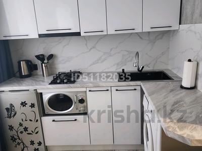 1-бөлмелі пәтер · 32 м² · 1/5 қабат, Интернациональная 75 — Центр Обуви, Колхозный Рынок., бағасы: 13 000 〒 в Петропавловске