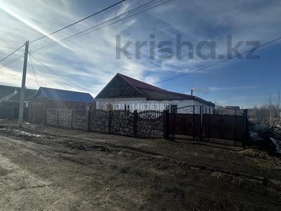 Отдельный дом · 3 комнаты · 110 м² · 10 сот., Тельмана 47 — Район музыкальной школы за 7 млн ₸ в Макинске