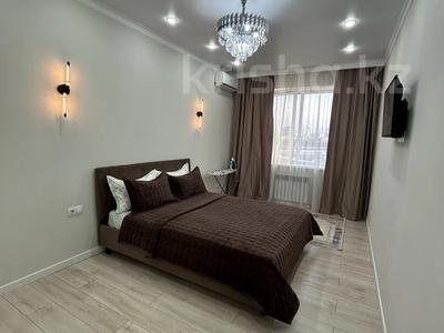 1-бөлмелі пәтер · 45 м² · 8 қабат, Кабанбай батыра 252, бағасы: 18 000 ₸ в Алматы, Алмалинский р-н