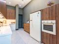 5-бөлмелі пәтер · 250 м² · 2/3 қабат, Кербулакская ул. 8/1к1, бағасы: 320 млн ₸ в Алматы, Медеуский р-н — фото 12