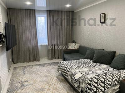 1-бөлмелі пәтер · 36 м² · 4/5 қабат, Мызы 43 — Район Альшемали, бағасы: 10 000 ₸ в Усть-Каменогорске, Ульбинский
