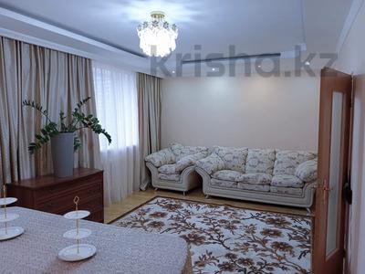 3-комнатная квартира · 100 м² · 6/9 этаж · помесячно, Кенжебек Кумисбекова 6 за 250 000 〒 в Астане, Сарыарка р-н