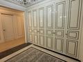 4-комнатная квартира · 219.1 м² · 11/21 этаж, Аскарова 8 за 220 млн ₸ в Алматы, Ауэзовский р-н — фото 42