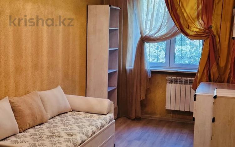 3-бөлмелі пәтер · 60 м² · 2/4 қабат, мкр №5 41, бағасы: 300 000 ₸ в Алматы, Ауэзовский р-н — фото 2