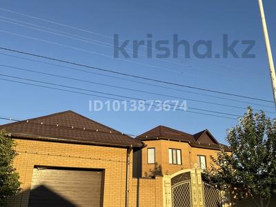 Жеке үй · 6 бөлме · 280 м² · 10 жүзд., Асан Тайманов — Акмешит, бағасы: 120 млн ₸ в 