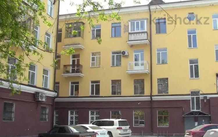 2-комнатная квартира · 47 м² · 4/4 этаж, пр. Назарбаева за 19.9 млн ₸ в Караганде, Казыбек би р-н — фото 2