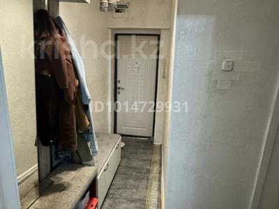 2-бөлмелі пәтер · 46 м² · 4/5 қабат, Абая 58 — 4 школа, Магазин Акцент, школа искусство, бағасы: 12 млн ₸ в Сатпаев