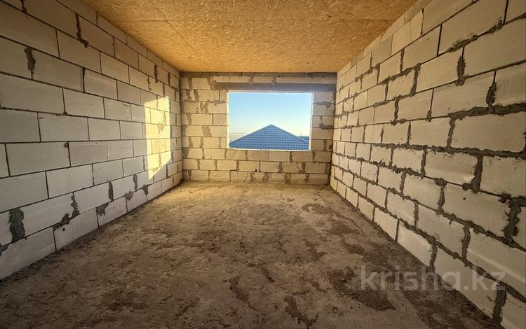 Отдельный дом · 8 комнат · 300 м² · 10 сот., мкр Кунгей , Шолпан Жандарбековой 123 за 28.9 млн ₸ в Караганде, Казыбек би р-н — фото 2