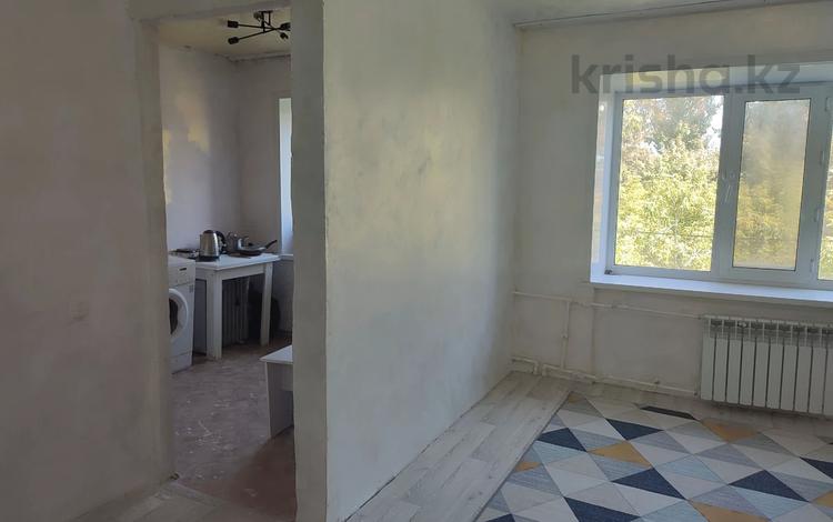 1-бөлмелі пәтер · 30 м² · 5/5 қабат, 12-шағынаудан, 12 микр, бағасы: 7.3 млн ₸ в Караганде, Алихана Бокейханова р-н — фото 2