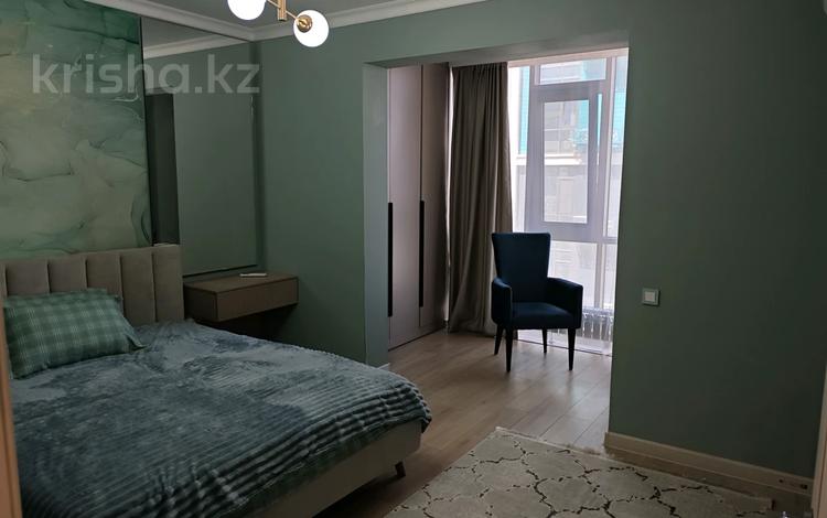 2-комнатная квартира · 65 м² · 11/17 этаж, Толе би 185А за 380 000 ₸ в Алматы, Алмалинский р-н — фото 2