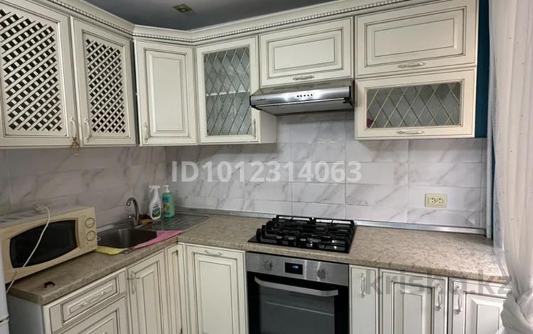 3-бөлмелі пәтер · 49.2 м² · 3/5 қабат, ул. Махамбета Утемисова 114, бағасы: 21 млн ₸ в Атырау, мкр Авангард-2 — фото 2