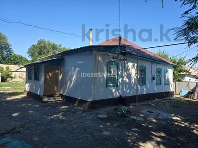 Отдельный дом · 10 комнат · 300 м² · 10 сот., Курмангазы 66 за 28 млн 〒 в Талдыкоргане