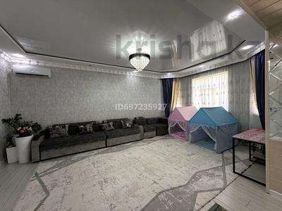 Отдельный дом · 5 комнат · 150 м² · 8 сот., Айлы кеш — Мұз тау көшесінен кейінгі за 54 млн 〒 в Шымкенте, Абайский р-н