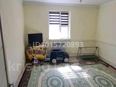 Отдельный дом · 2 комнаты · 70 м² · 6 сот., Баянды 2 136/1 — Мешіттің жанында за 8.5 млн ₸