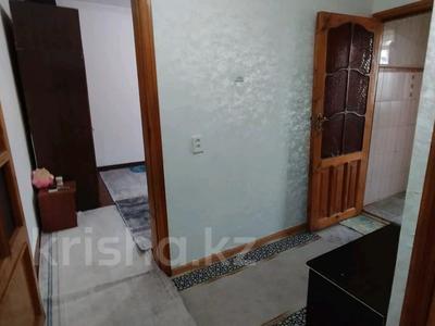 1-бөлмелі пәтер · 38 м² · 2/5 қабат, Кабанбай батыр 22 — Жд больница, бағасы: 12.8 млн ₸ в Шымкенте