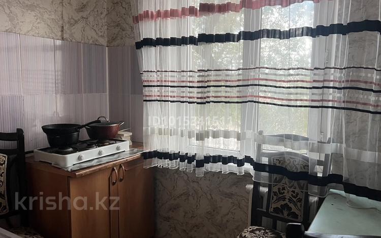 2-бөлмелі пәтер · 45 м² · 2/5 қабат, Конаев 1 — Ровд, бағасы: 180 000 ₸ — фото 2