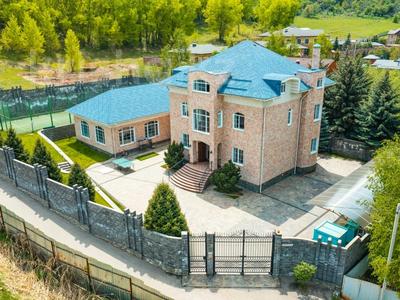 Отдельный дом · 10 комнат · 805 м² · 18 сот., Ладушкина за 700 млн ₸ в Алматы, Медеуский р-н