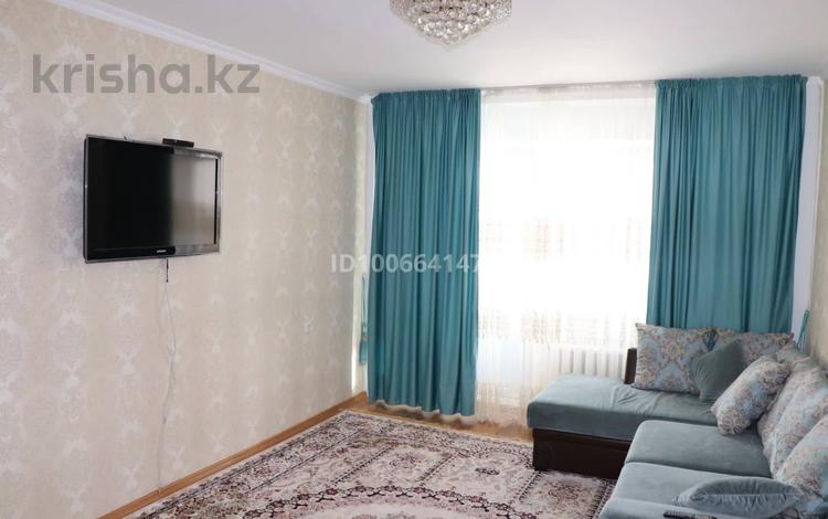3-комнатная квартира · 88 м² · 4/9 этаж, мкр. Зачаганск пгт 83/2 за 29.2 млн ₸ в Уральске — фото 2