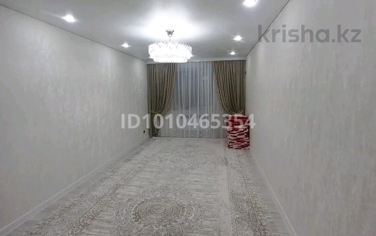 3-бөлмелі пәтер · 90 м² · 1/5 қабат, мкр. Алтын орда 49 р, бағасы: 38 млн ₸ в Актобе — фото 2