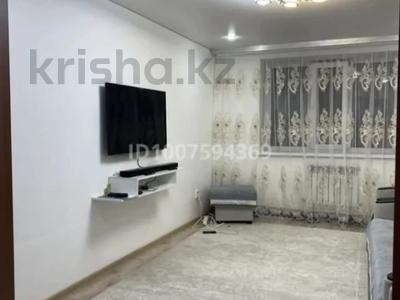 3-бөлмелі пәтер · 70 м² · 3/5 қабат, Строителей 47, бағасы: 17 млн ₸ в Аксу