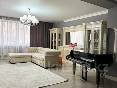 5-комнатная квартира, 226 м², 2/2 этаж, Ломова 50/1 за 96 млн 〒 в Павлодаре