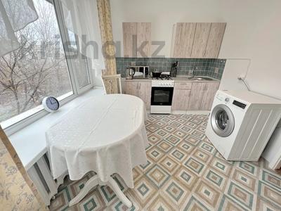 2-комнатная квартира, 64 м², 5/5 этаж помесячно, Богенбай Батыра 75 — Калдаякова за 330 000 〒 в Алматы, Медеуский р-н