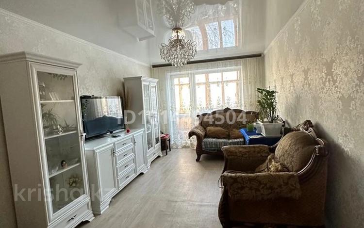 2-комнатная квартира · 48 м² · 3/5 этаж, мкр Юго-Восток 51 за 25 млн ₸ в Караганде, Казыбек би р-н — фото 2