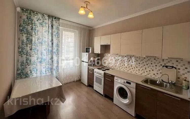 1-комнатная квартира · 37 м² · 9/10 этаж, Бектурова 4 за 200 000 ₸ в Астане, Нура р-н — фото 2