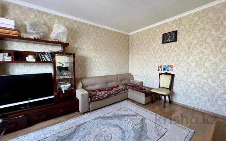 3-комнатная квартира · 77 м² · 1/9 этаж, мкр Жетысу-1 за 48.5 млн ₸ в Алматы, Ауэзовский р-н — фото 2