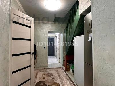 6-комнатная квартира · 100 м², Тикелдиева 46 кв 5 за 20 млн ₸ в Есик