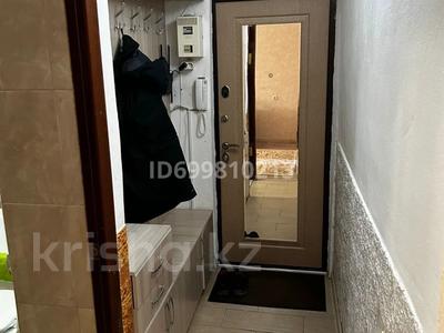 Аренда квартир в Атырауской обл.: 2-комнатная квартира · 48 м² · 4/5 этаж, Муканова 12 за 200 000 〒 2-комнатная квартира · 48 м² · 4/5 этаж, Муканова 12 за 200 000 〒 в Атырау, мкр Жилгородок