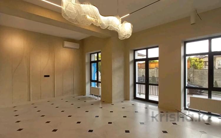 5-комнатная квартира · 262.2 м² · 1/3 этаж, Какимбека Салыкова 40 за 167 млн ₸ в Алматы, Наурызбайский р-н — фото 2