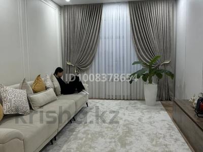 3-комнатная квартира · 120 м² · 7/8 этаж, 33-й мкр 15 за 49 млн 〒 в Актау