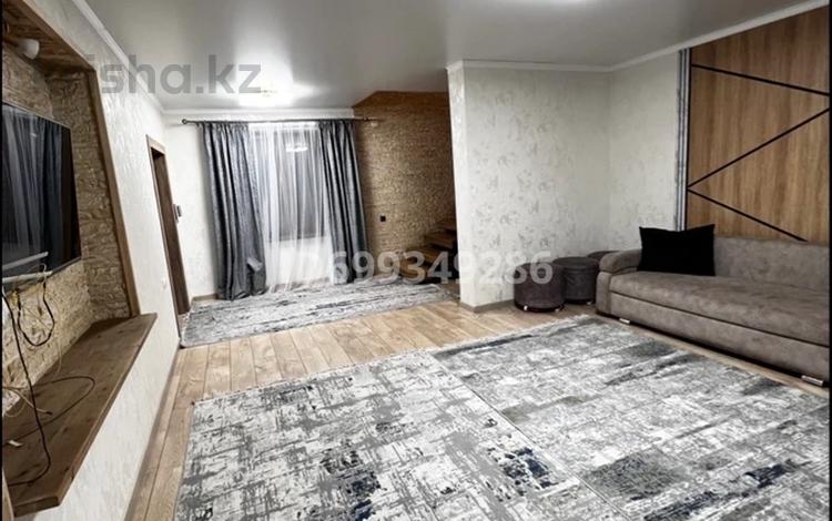 Дом · 5 комнат · 350 м², Ракишева 4 за 100 000 〒 в  — фото 2
