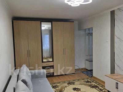 1-комнатная квартира · 33 м² · 2/5 этаж, мкр Тастак-2, Тлендиева за 26.5 млн ₸ в Алматы, Алмалинский р-н