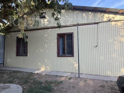 Отдельный дом · 3 комнаты · 80 м² · 5 сот., Чагана набережная 50 за 13.5 млн ₸ в Уральске