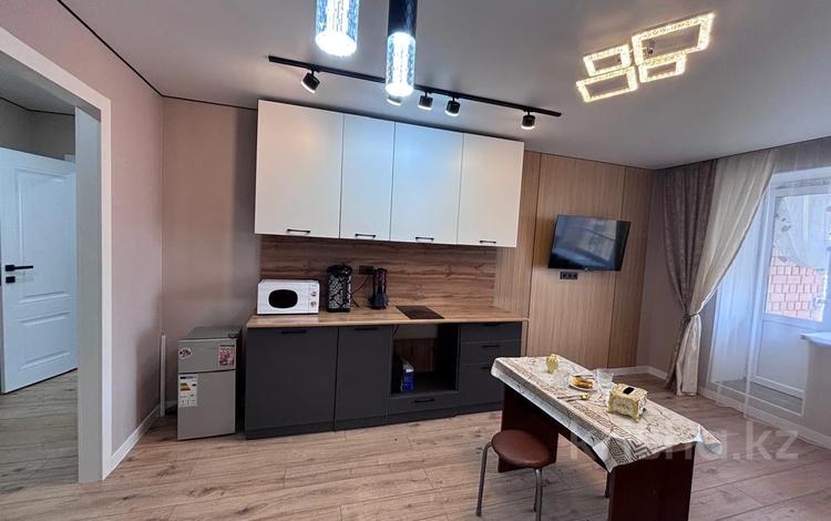 2-бөлмелі пәтер · 40 м² · 8/9 қабат, Ауезова 219, бағасы: 18.9 млн ₸ в Кокшетау — фото 2