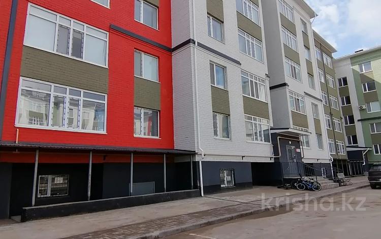 1-бөлмелі пәтер · 48.3 м² · 2/5 қабат, Алтын орда ш/а., бағасы: 13.9 млн ₸ в Актобе, мкр. Алтын орда — фото 12