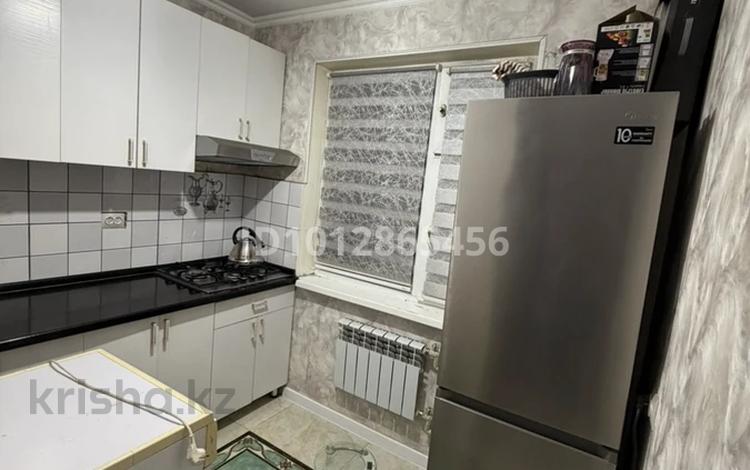 3-комнатная квартира · 60 м² · 4/4 этаж, 8-й микрорайон, Бейбитшилік 24а 29 — Аль-Фарабий ровд напротив Абай парк бар бәрі бар за 23 млн ₸ в Шымкенте, Туран р-н — фото 2