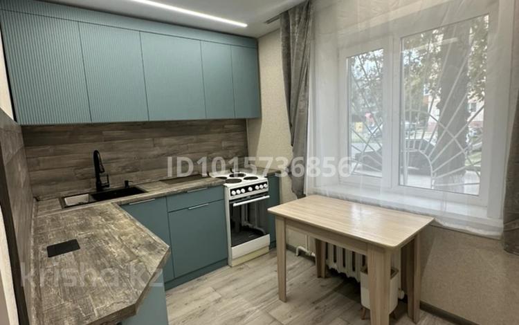 2-бөлмелі пәтер · 44 м² · 1/5 қабат, Маншук Маметовой 3, бағасы: 11 млн ₸ в Аксу — фото 2