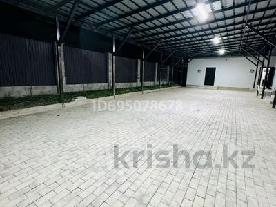 Аренда квартир в Алматинской обл.: 1-комнатная квартира · 40 м² · 1 этаж · помесячно, 30 квартал 230/5 — Гостиницы Алтын адам за 130 000 〒 1-комнатная квартира · 40 м² · 1 этаж · помесячно, 30 квартал 230/5 — Гостиницы Алтын адам за 130 000 〒 в Каскелене