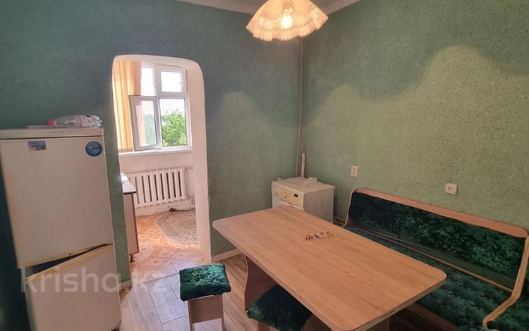 2-бөлмелі пәтер · 45 м² · 5/12 қабат, 8-й микрорайон, Темирлановкое шоссе 1а, бағасы: 14.3 млн ₸ в Шымкенте, Туран р-н — фото 2