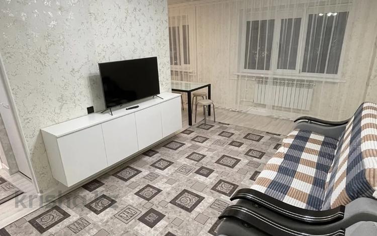 2-бөлмелі пәтер · 71 м² · 1/5 қабат, Центральный ш/а. 128 б — Насиха,АГИЛА, бағасы: 11 000 ₸ в Атырау, мкр Центральный — фото 3