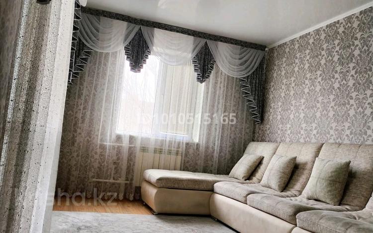 2-бөлмелі пәтер · 55 м² · 4/9 қабат, пр.Республики 47, бағасы: 14.5 млн ₸ в Темиртау — фото 2